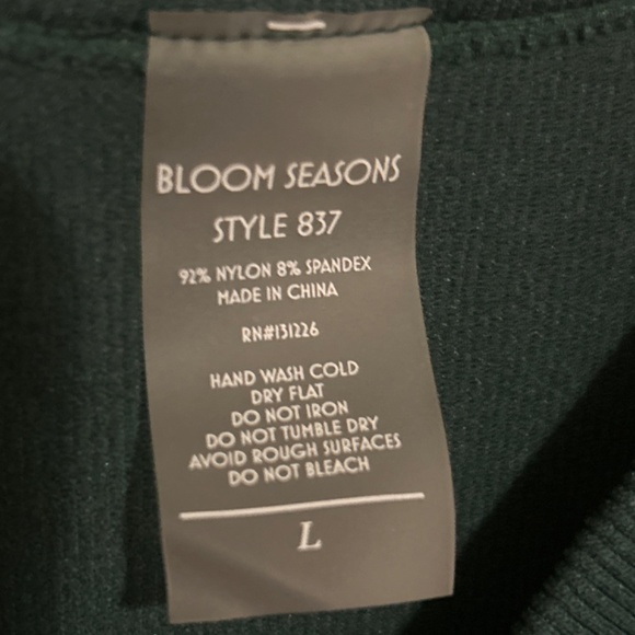 forest green tank top women's - Picture 2 of 2